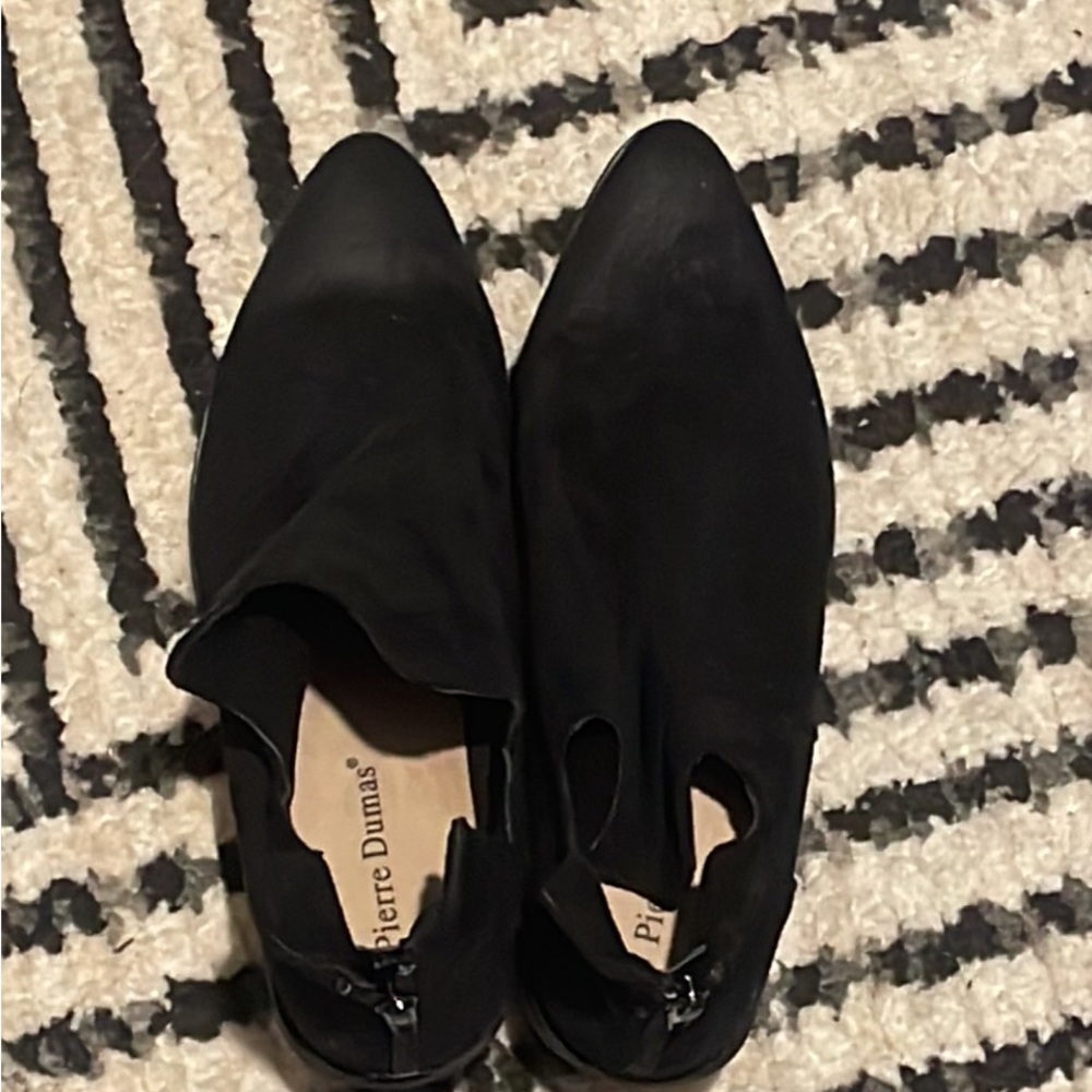 Heeled boots
